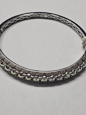 NWT STS Karis Platinum Bond Bangle w/ Swarovski Aurora Borealis Crystals